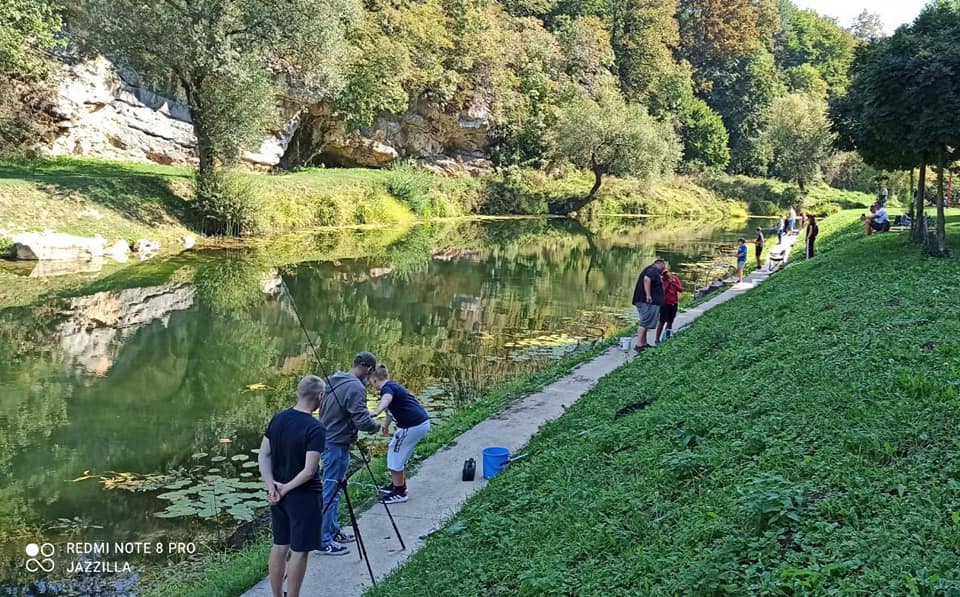 Kadetsko društveno prvenstvo, Korana